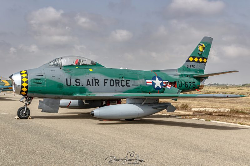 Aire 25 - 40 Aniversario de la Patrulla Águila