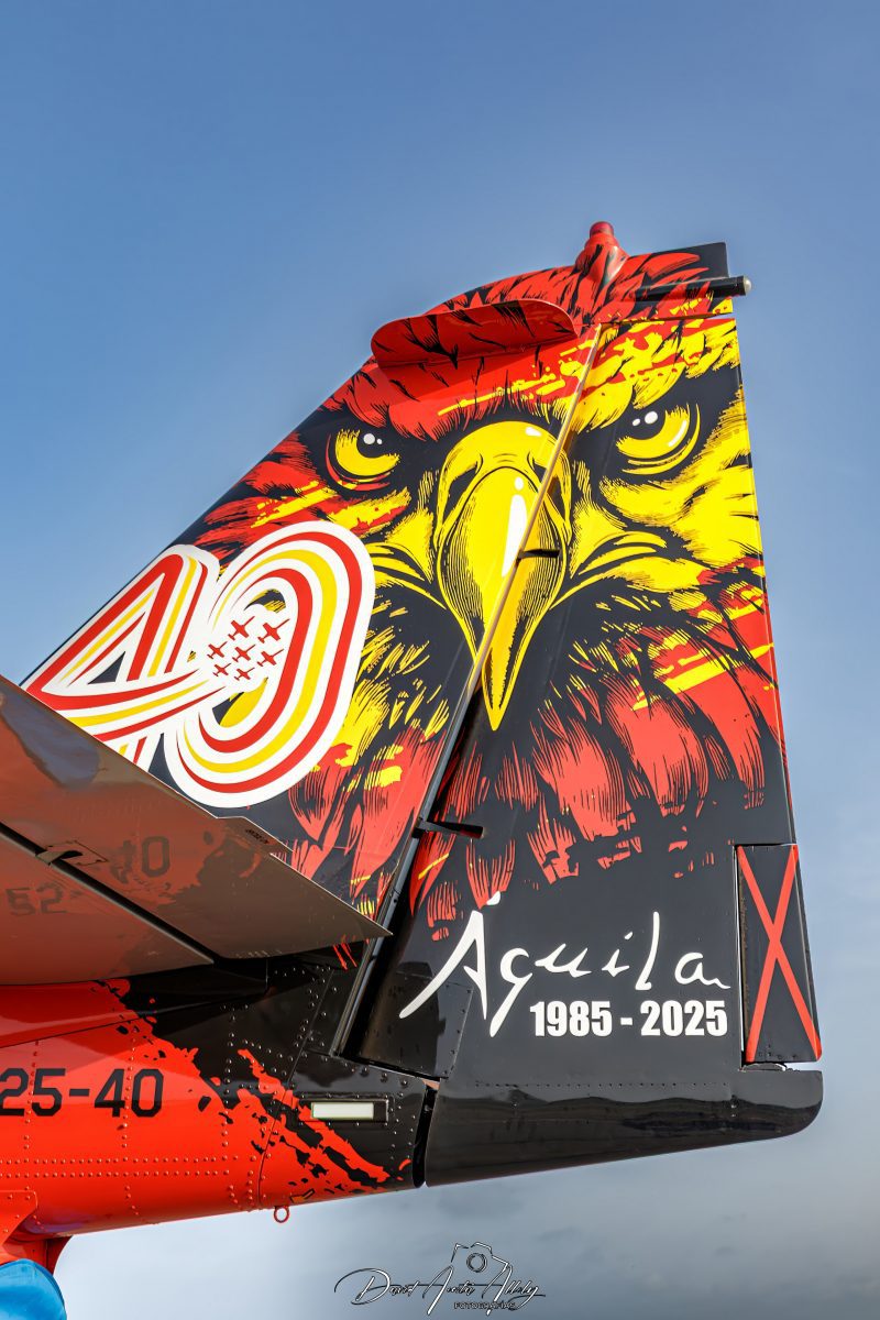 Aire 25 - 40 Aniversario de la Patrulla Águila