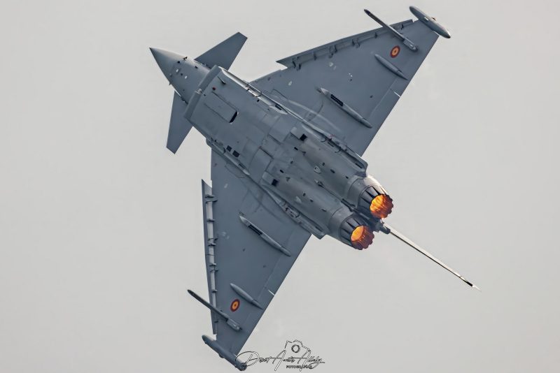 Aire 25 - 40 Aniversario de la Patrulla Águila