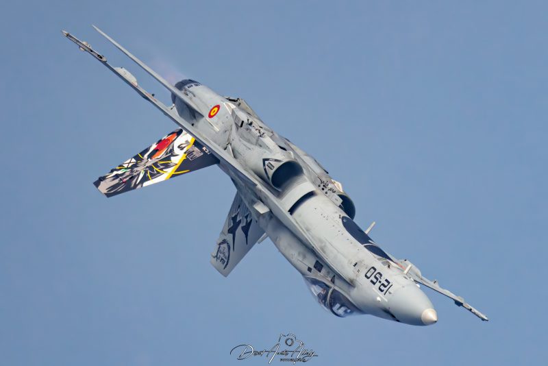 Aire 25 - 40 Aniversario de la Patrulla Águila