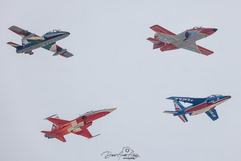 Aire 25 - 40 Aniversario de la Patrulla Águila