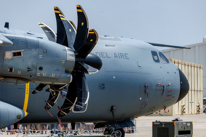 Aire 25 - 40 Aniversario de la Patrulla Águila