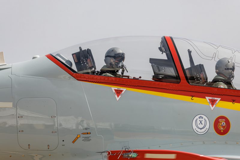 Aire 25 - 40 Aniversario de la Patrulla Águila