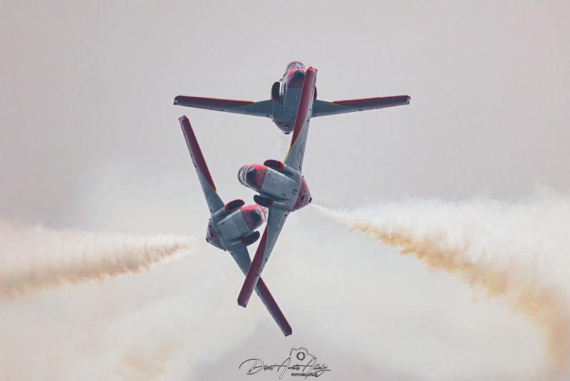 Aire 25 - 40 Aniversario de la Patrulla Águila