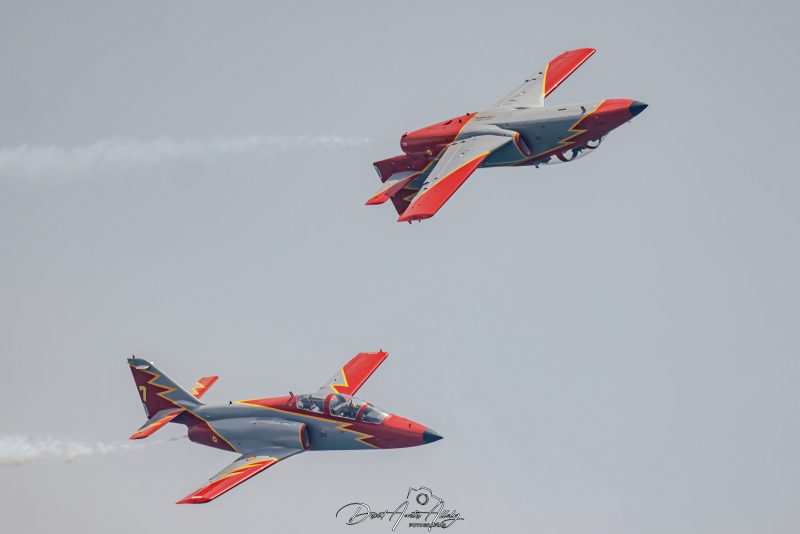 Aire 25 - 40 Aniversario de la Patrulla Águila