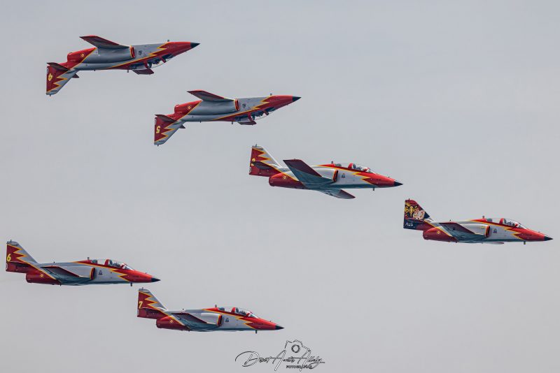 Aire 25 - 40 Aniversario de la Patrulla Águila