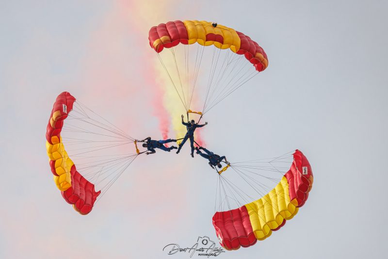 Aire 25 - 40 Aniversario de la Patrulla Águila