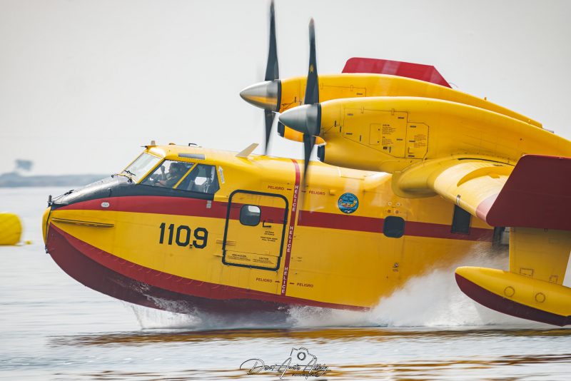 Aire 25 - 40 Aniversario de la Patrulla Águila