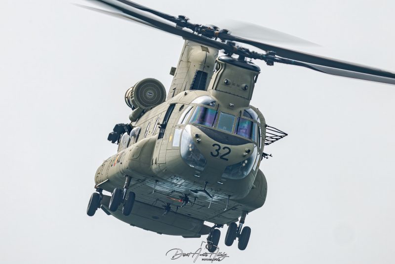 Aire 25 - 40 Aniversario de la Patrulla Águila