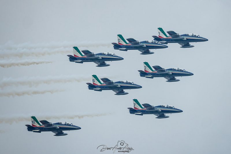 Aire 25 - 40 Aniversario de la Patrulla Águila