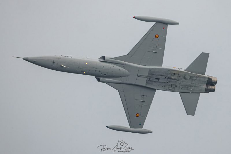 Aire 25 - 40 Aniversario de la Patrulla Águila