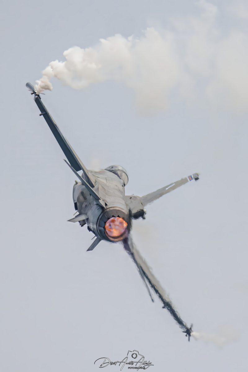 Aire 25 - 40 Aniversario de la Patrulla Águila