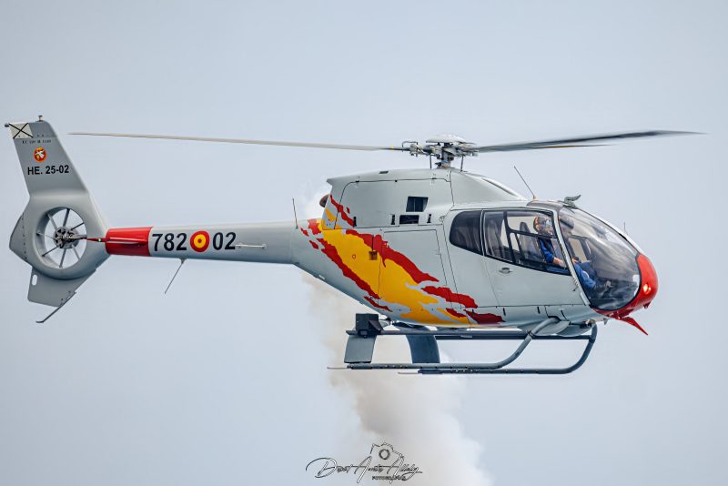 Aire 25 - 40 Aniversario de la Patrulla Águila